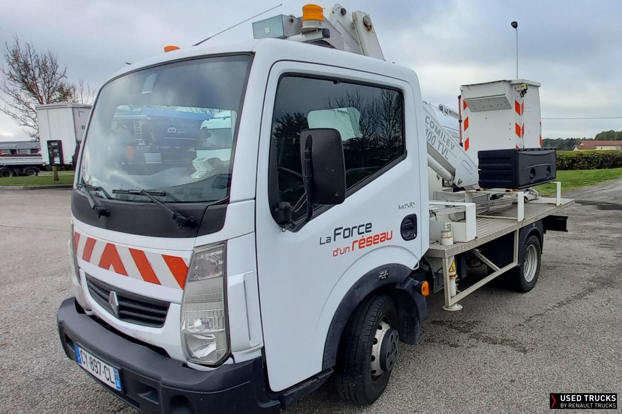 Renault Trucks Maxity
                                            120