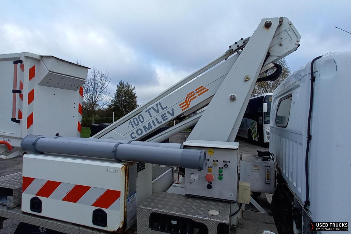 Renault Trucks Maxity
                                            120