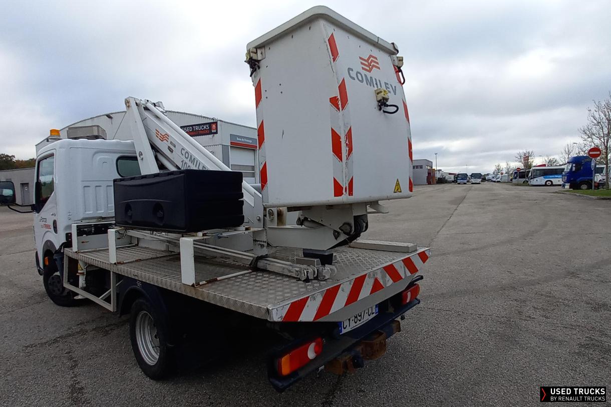 Renault Trucks Maxity
                                            120